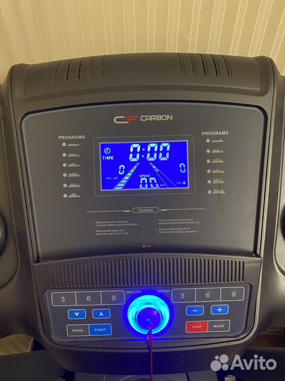 Беговая дорожка Carbon Fitness