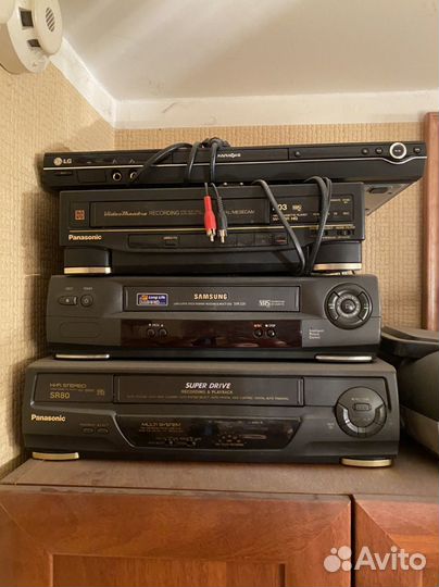 Видеомагнитофон