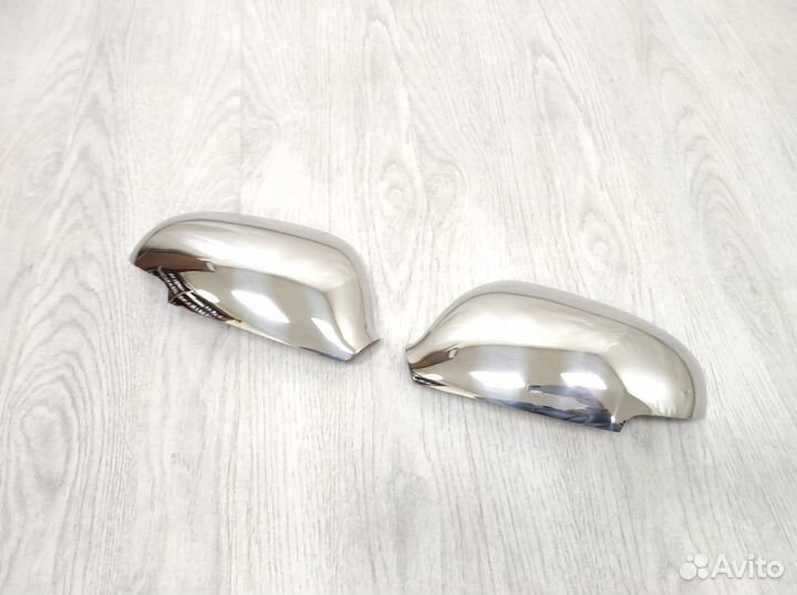 Накладки на зеркала VW Touran 2010-2015 (новые)