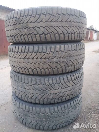 Pirelli Formula Ice 225/65 R17 102T