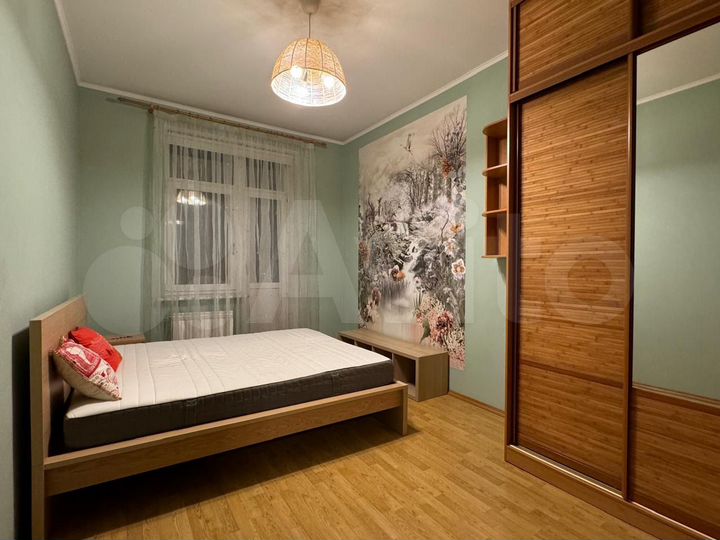 2-к. квартира, 74 м², 3/8 эт.