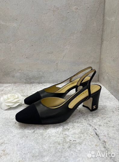 Босоножки Chanel