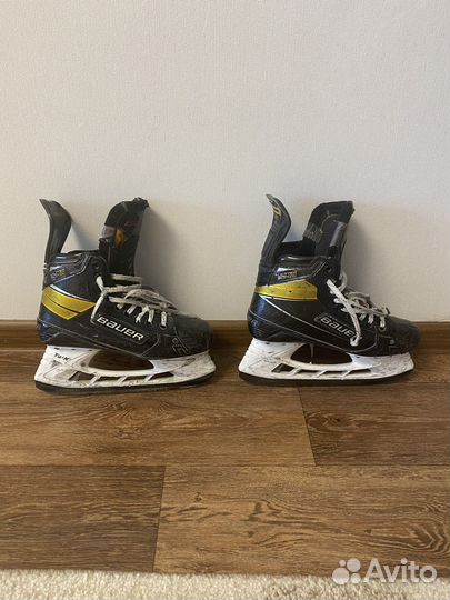 Хоккейные коньки bauer