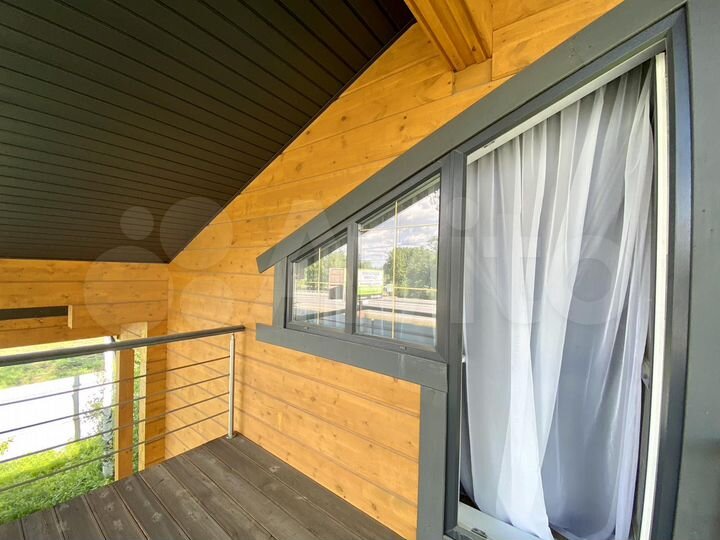 Коттедж 263 м² на участке 8 сот.