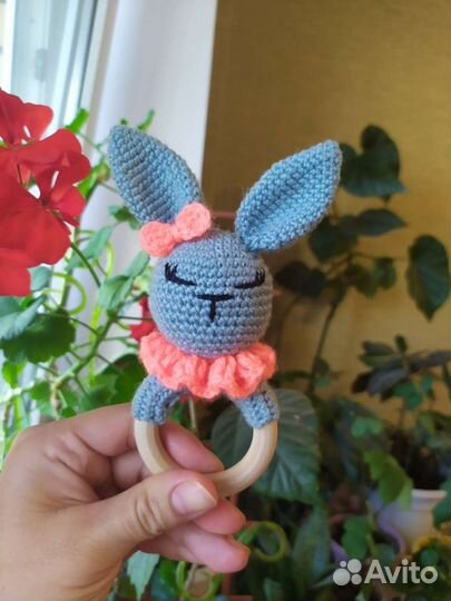 Продам вязанные игрушки