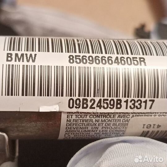 Шторка безопасности правая BMW E90 72126966646