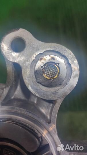 Насос вакуумный Peugeot Expert 2010