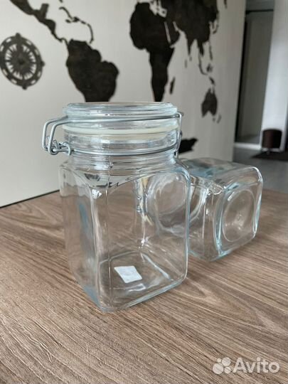 Банка стеклянная с крышкой