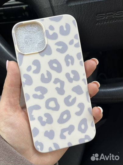 Челхол iPhone 13