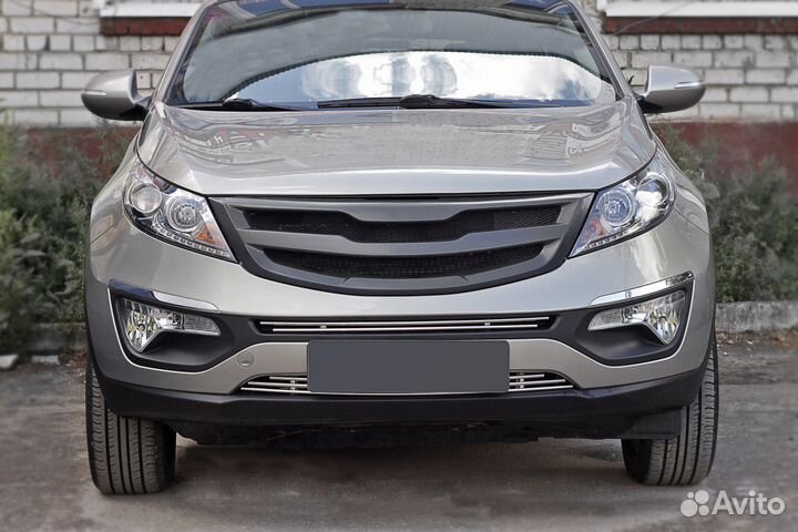 Решетка радиатора Kia Sportage 3 (10-15) RA V2