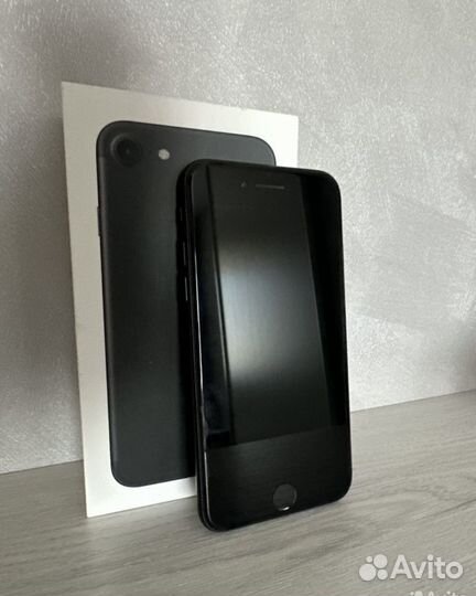 iPhone 7, 128 ГБ