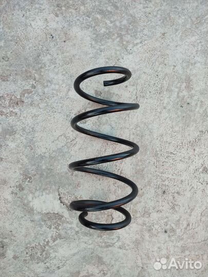 Пружина передняя на hyundai elantra avante 2011