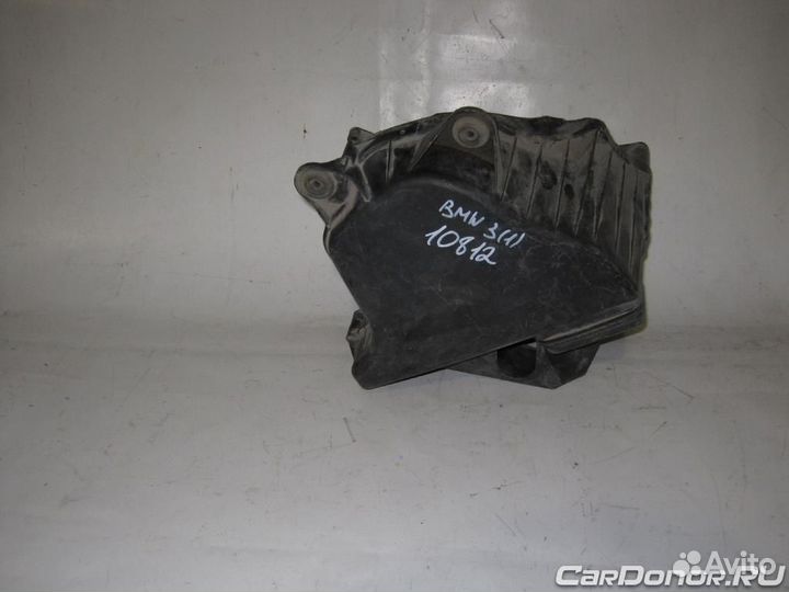 Корпус воздушного фильтра б/у для BMW 3 серия (137