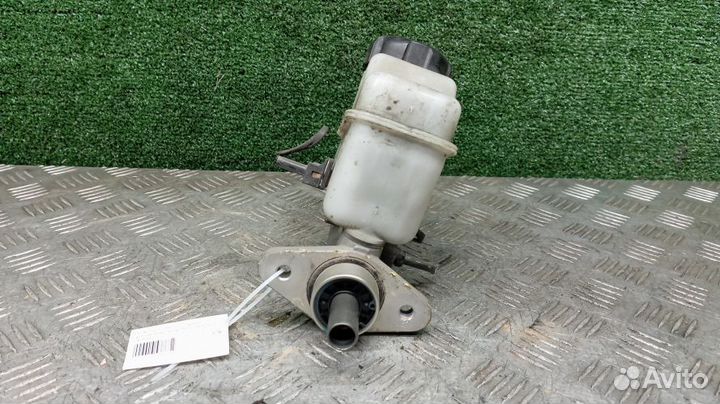 Главный тормозной цилиндр Hyundai Equus