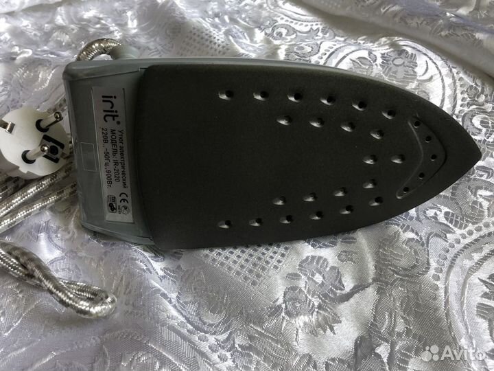 Утюг электрический дорожный