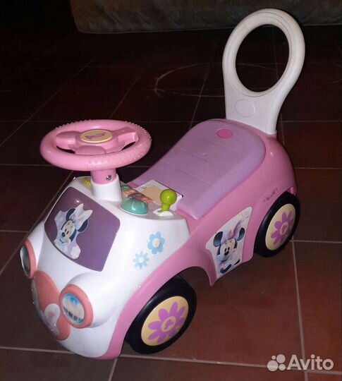 Машинка-каталка