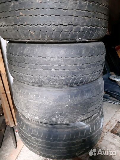 Dunlop Axiom Plus 285/60 R18