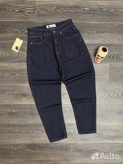 Джинсы бананки Carhartt