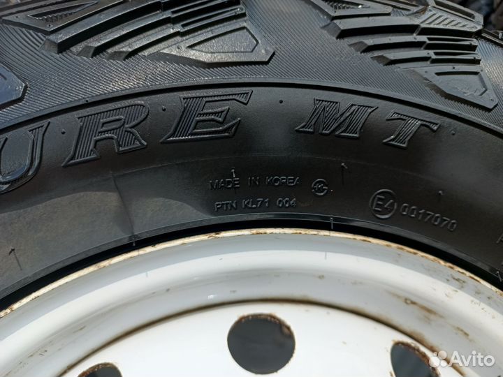 Kumho Road Venture MT51 215/75 R15 103Q