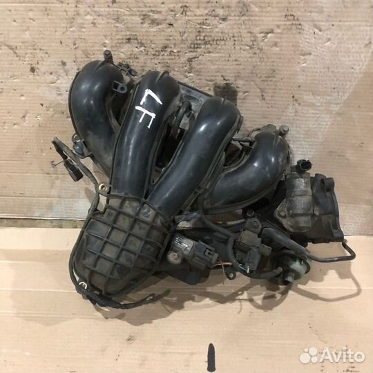 Коллектор впускной Mazda 3/5/6 LF 20 LF2513100