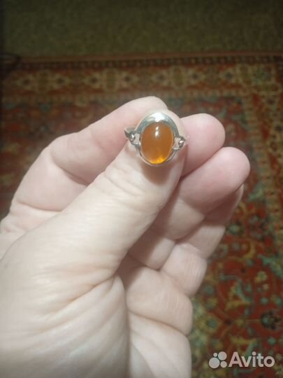 Серебряное кольцо с янтарем СССР