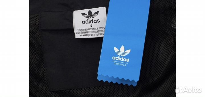 Ветровка adidas черная с серым