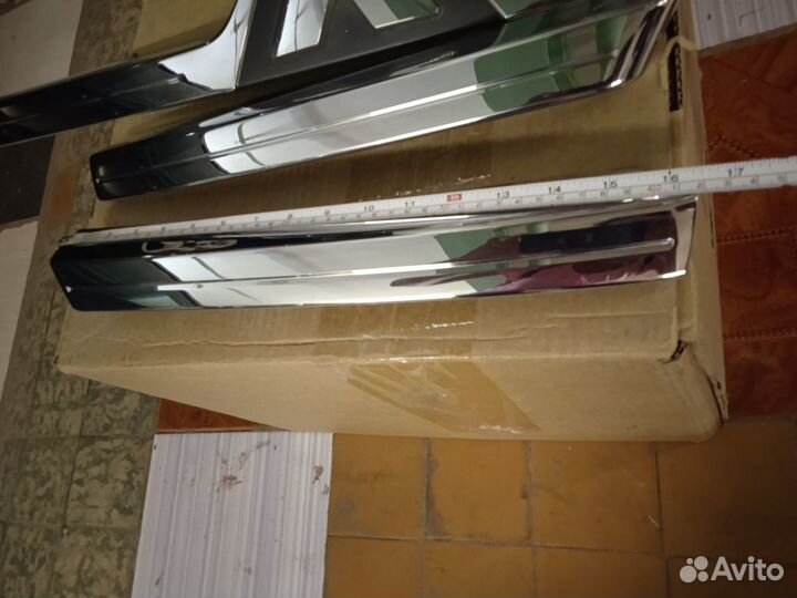 Накладка на решетку радиатора Митцубиси