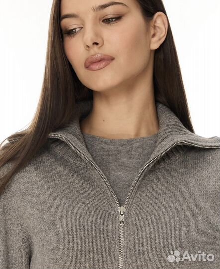 Спортивный костюм утепленный женский