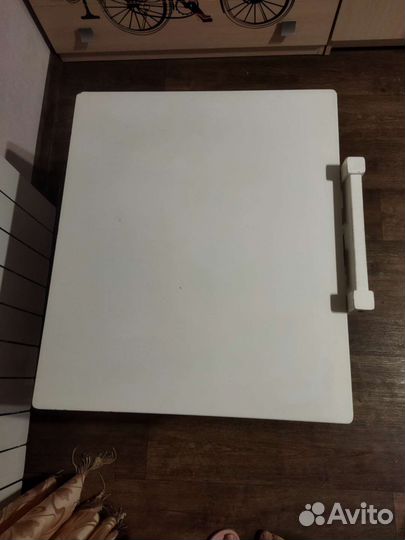 Столик и стульчик IKEA