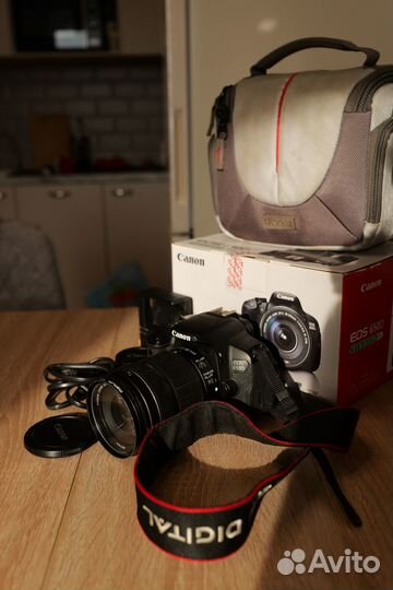 Фотоаппарат Canon EOS 650D с объективом EF-S 18-13