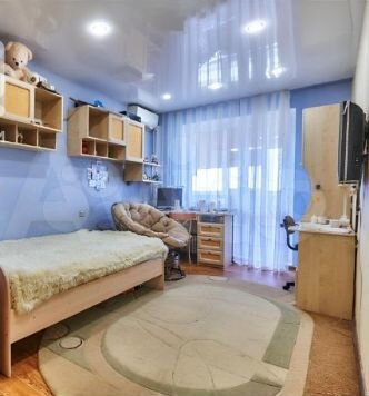 3-к. квартира, 70 м², 4/10 эт.