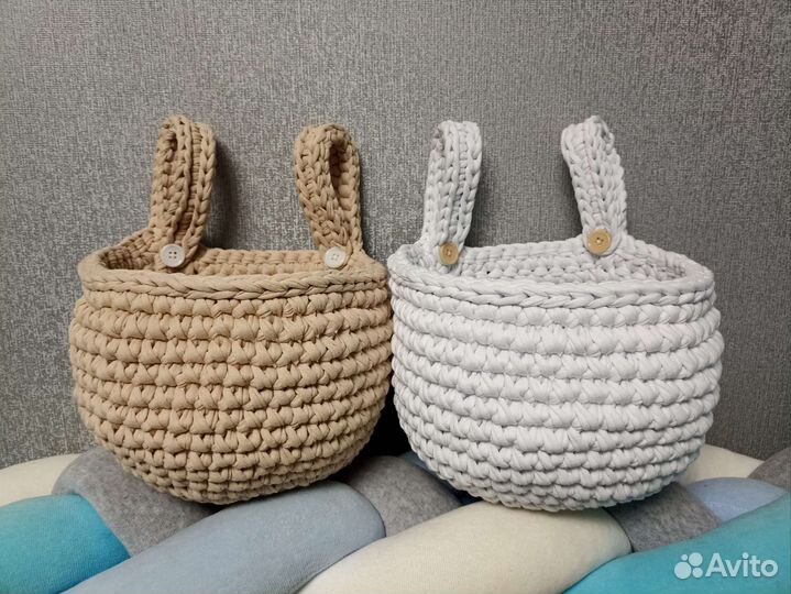 Корзинки-кармашки в детскую кроватку