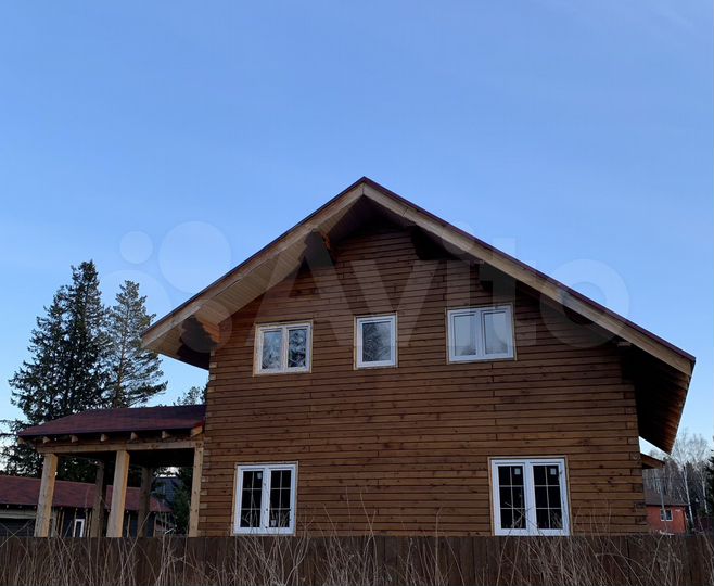 Дом 170 м² на участке 12 сот.