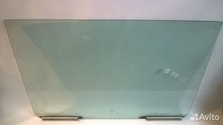 Стекло двери, левое renault trucks Magnum AE (01.9