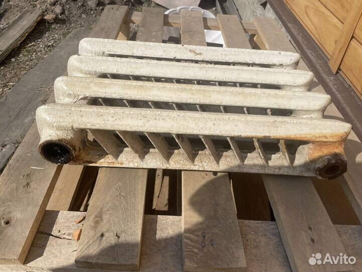 Батарея чугунная