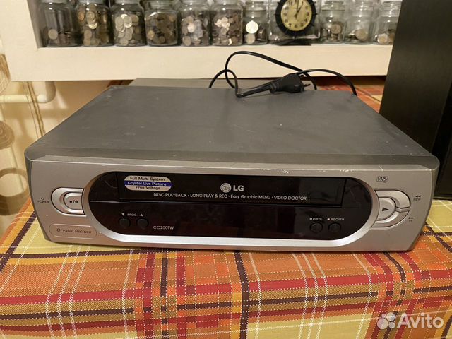 Видеомагнитофон LG