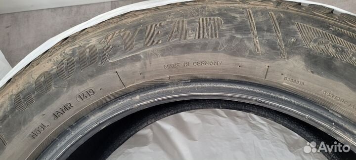 Goodyear Vector 4Seasons Gen-2 235/55 R18 V