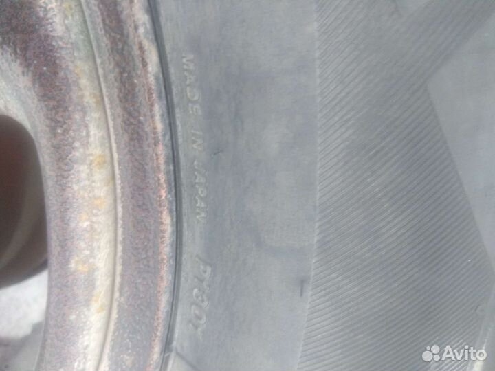 Bridgestone Blizzak Spike-01 225/60 R16