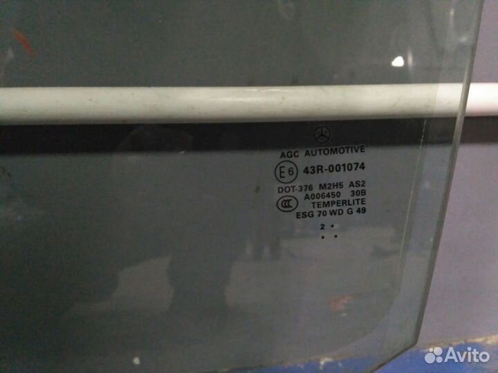 Стекло переднее левое Mercedes GL 166