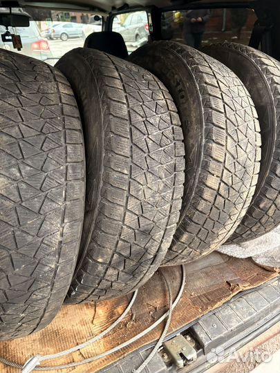 Bridgestone Blizzak Ice 225/65 R17