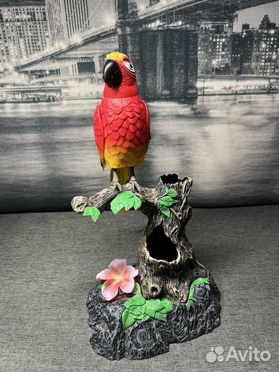 Декор попугай на подставке