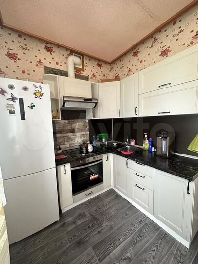 3-к. квартира, 72,8 м², 2/5 эт.