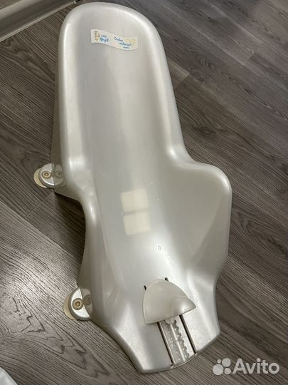 Горка сиденье круг для купания 0+