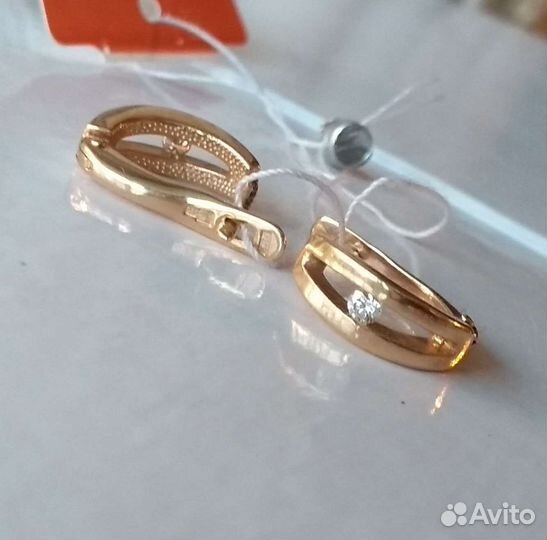 585 серьги с бриллиантами 0,064ct Новые