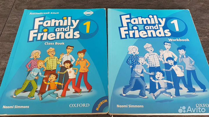 Учебник и тетрадь по английскому языку