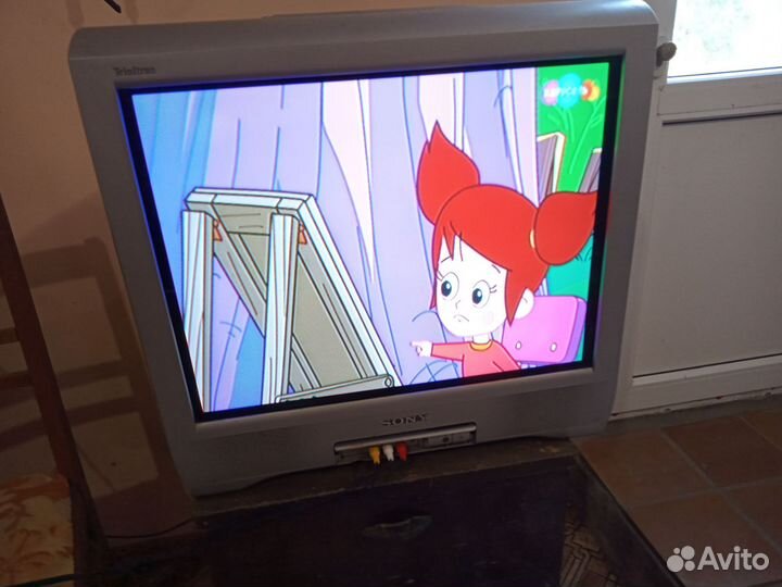 Телевизор бу sony trinitron 54 см