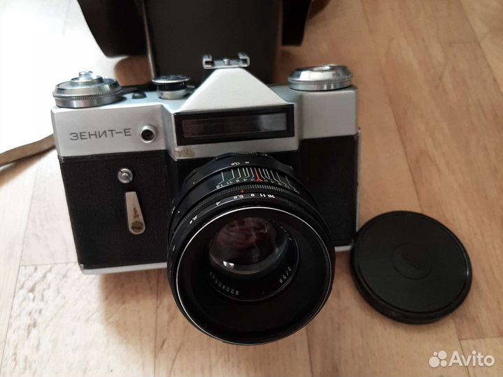 Пленочный фотоаппарат зенит