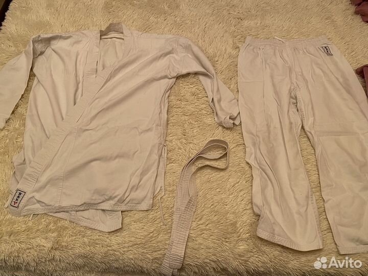 Кимоно с борцовками