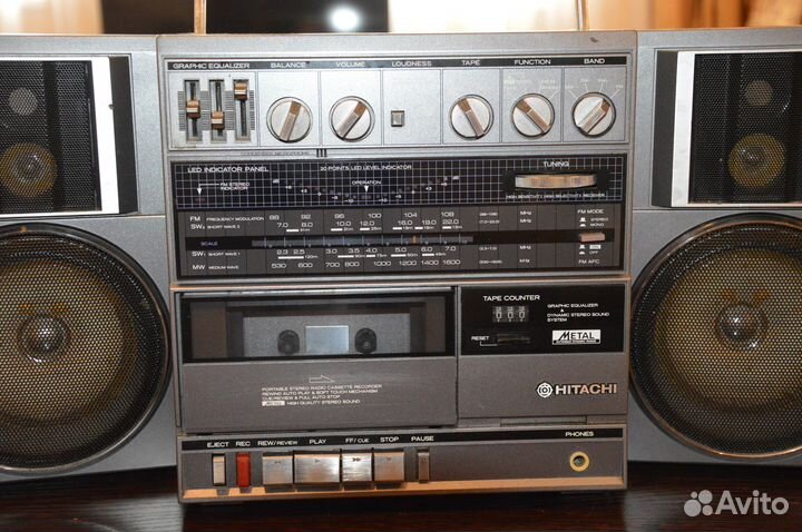 Магнитола ретро Hitachi(Япония)