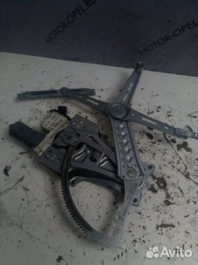 Стеклоподъемник передний правый Opel Vectra C